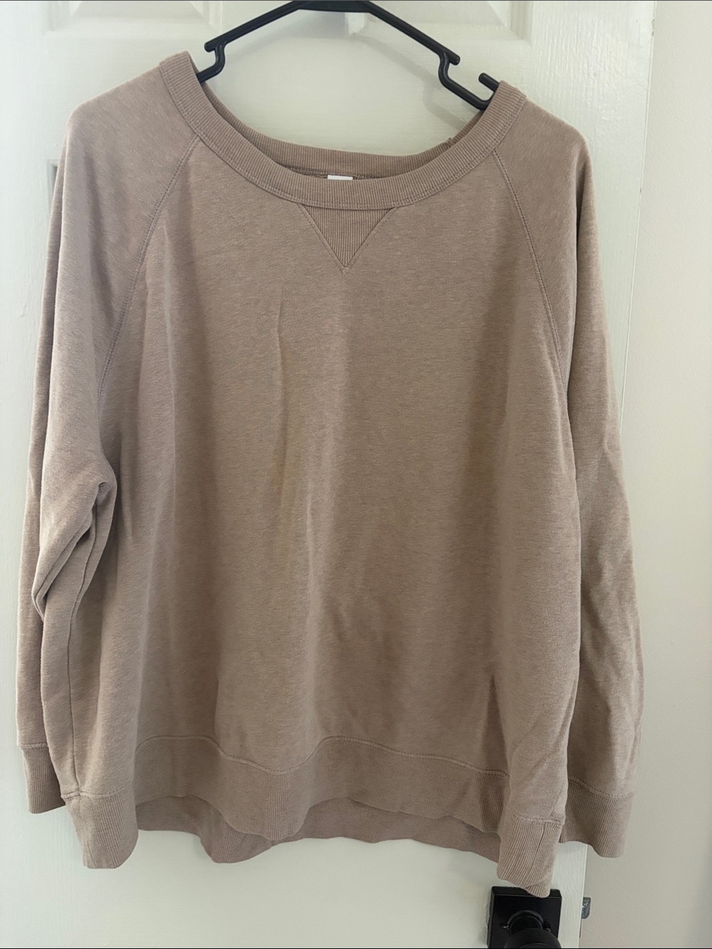 Old Navy Women's Crewneck Sweatshirt - Beige Taupe